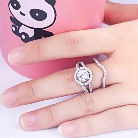 ✨SOLD OUT✨Halo Curved Set✨18K White Gold✨ - Picture 3 of 8